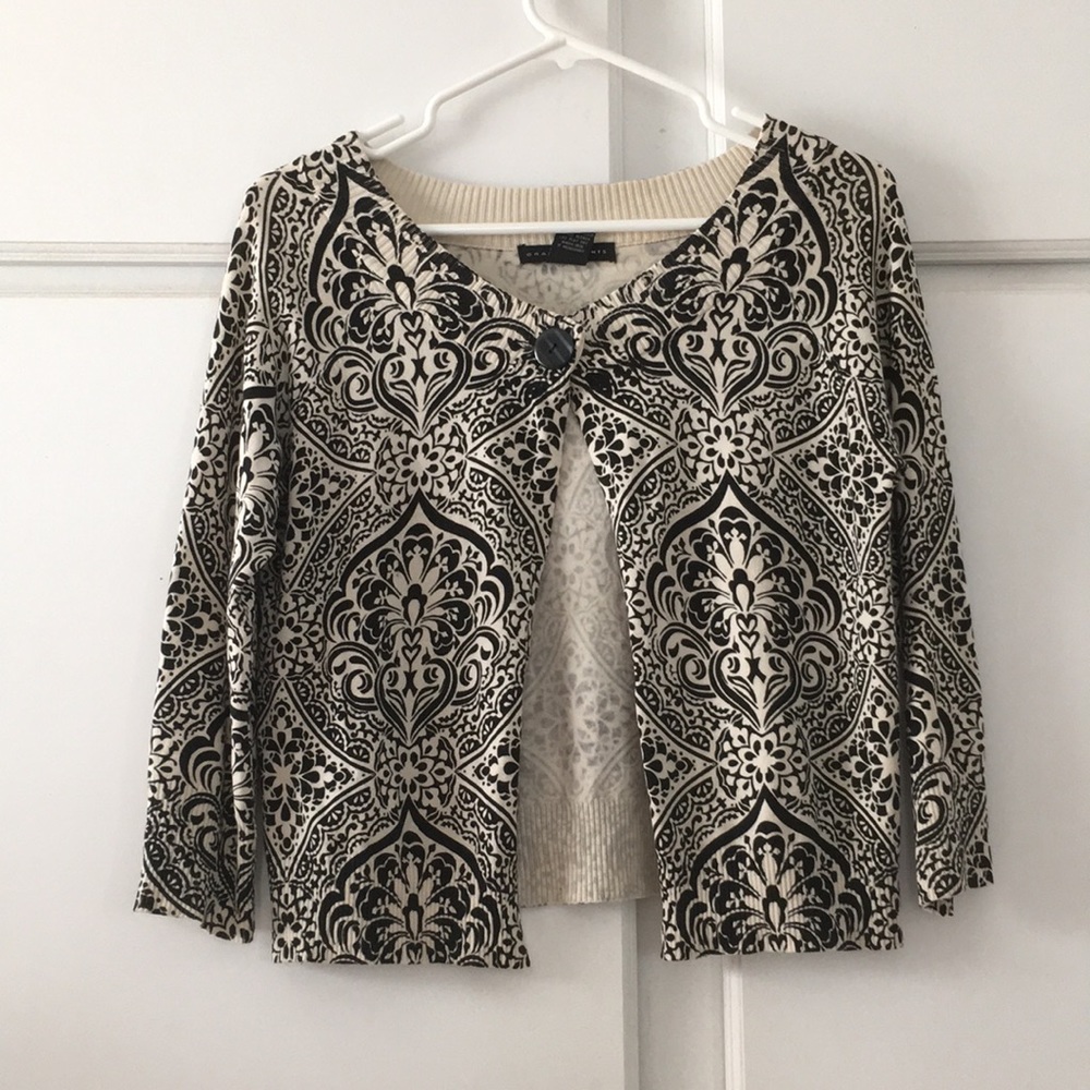 Grace elements size small cardigan